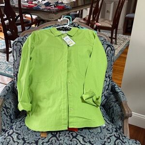 Peck & Peck Green Button-Up Top